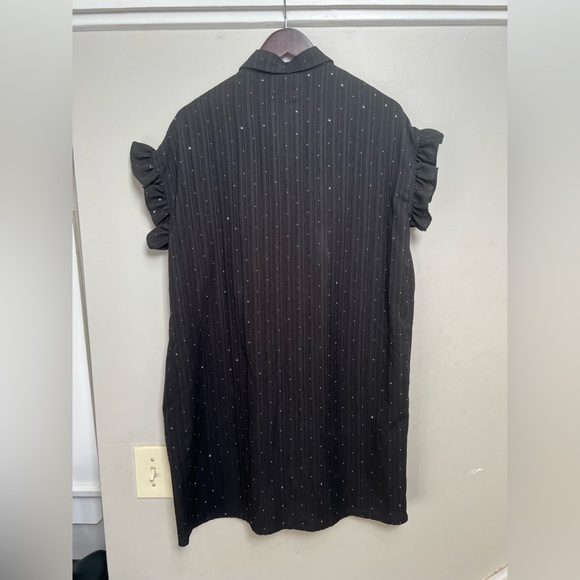 Lili Sidonio Ruffle Shoulder Sequin Dress - Picture 4 of 5